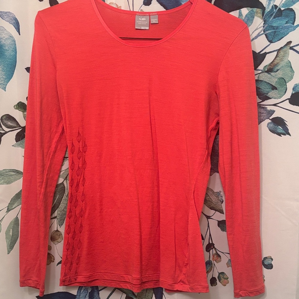 Women Icebreaker long sleeve